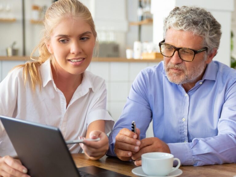 Enhancing Member Experience with Self-Service Portals and AI-Powered Chatbots in the Pension Tech Industry